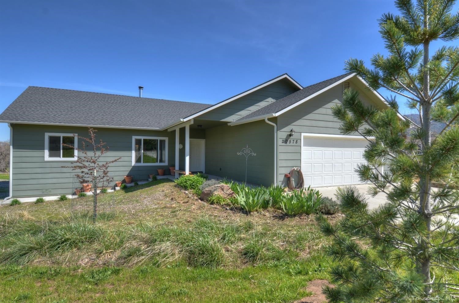 20578 Old Town Road Tehachapi, CA 93561 - Photo 2 of 10 Gallery Image 2