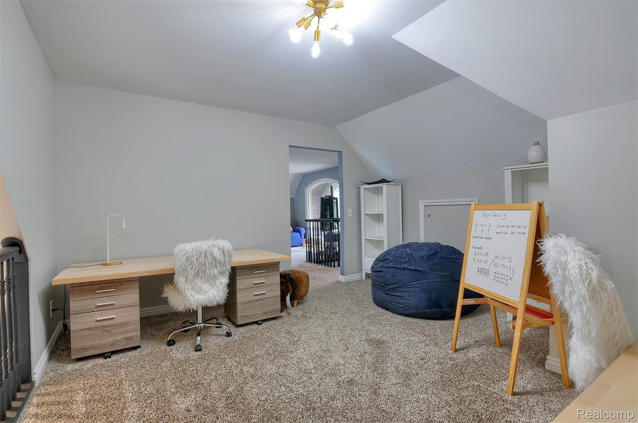 8311 Waumegah Road Clarkston, MI 48348 - Photo 33 of 61 35-Loft-4th-View.jpg