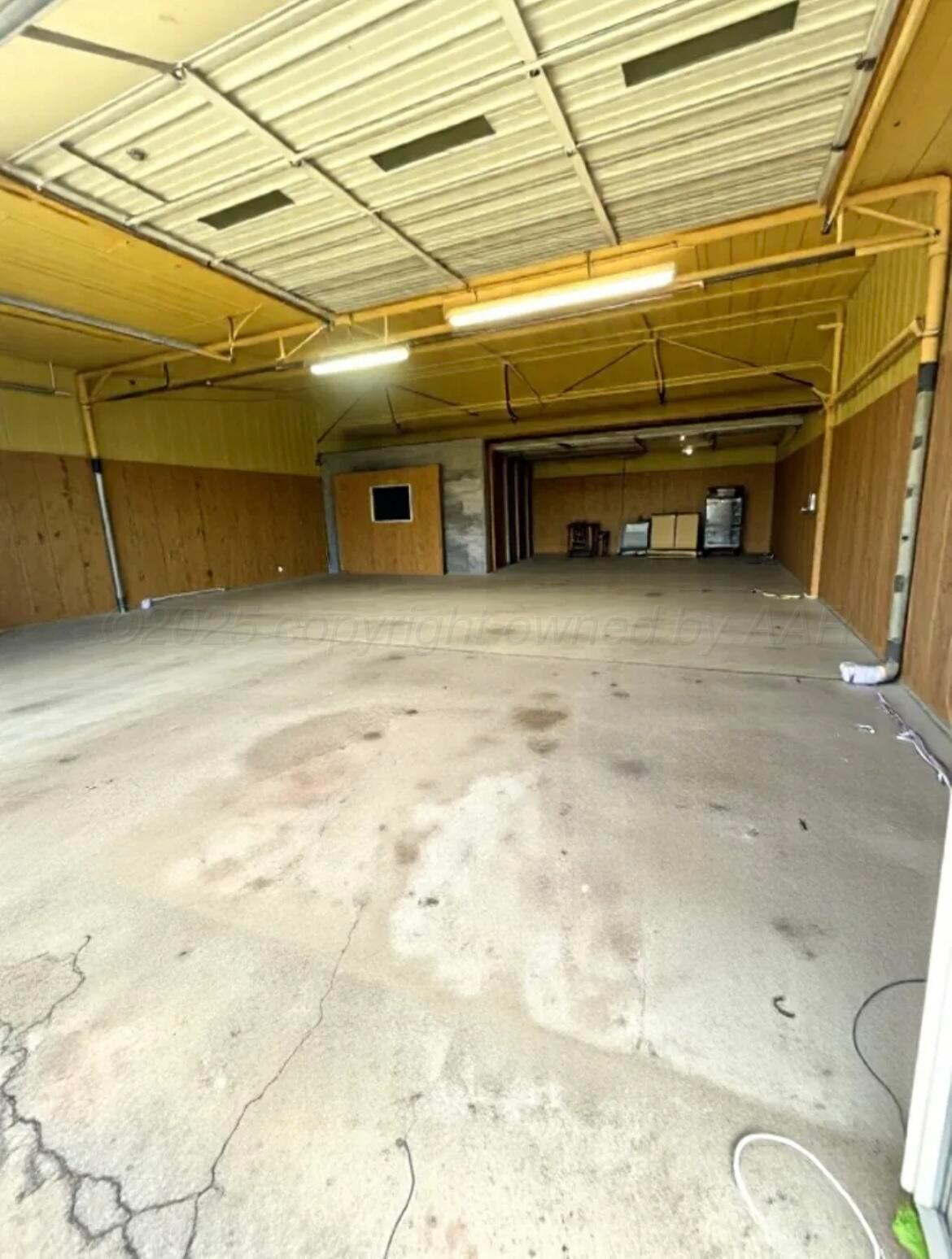 8541 Cliffside Road Amarillo, TX 79124 - Photo 6 of 26 IMG_0218