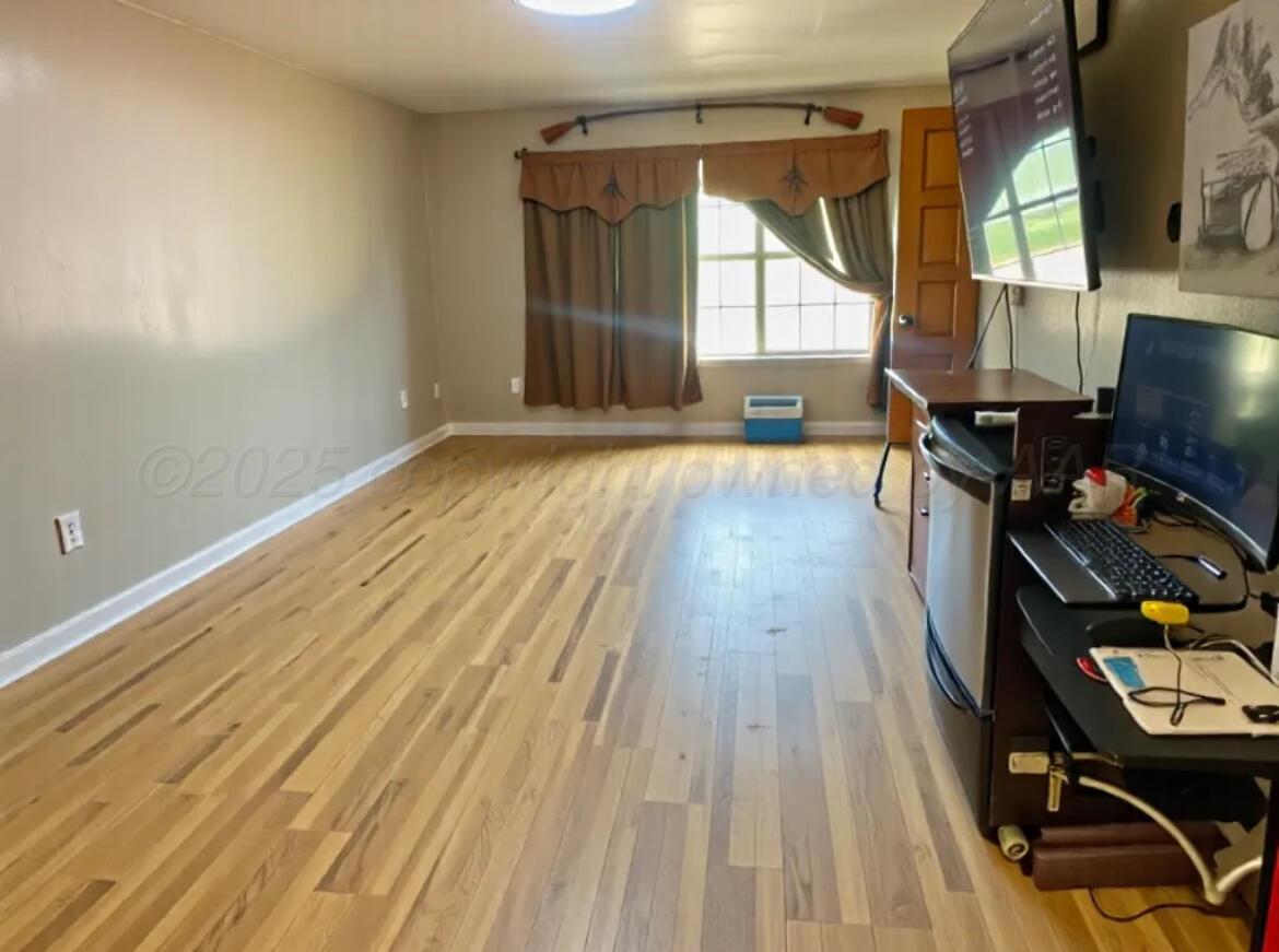 8541 Cliffside Road Amarillo, TX 79124 - Photo 8 of 26 IMG_0221