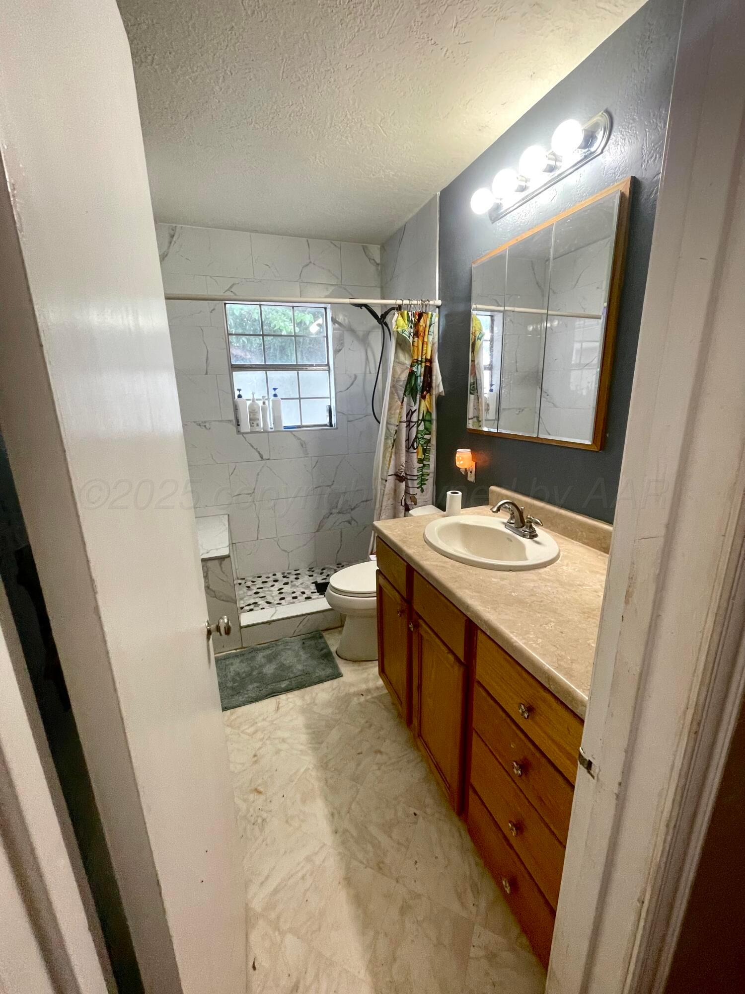 8541 Cliffside Road Amarillo, TX 79124 - Photo 9 of 26 IMG_9947