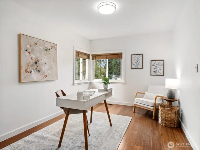 $569,950 | 11640 59th Avenue South, Seattle, WA 98178