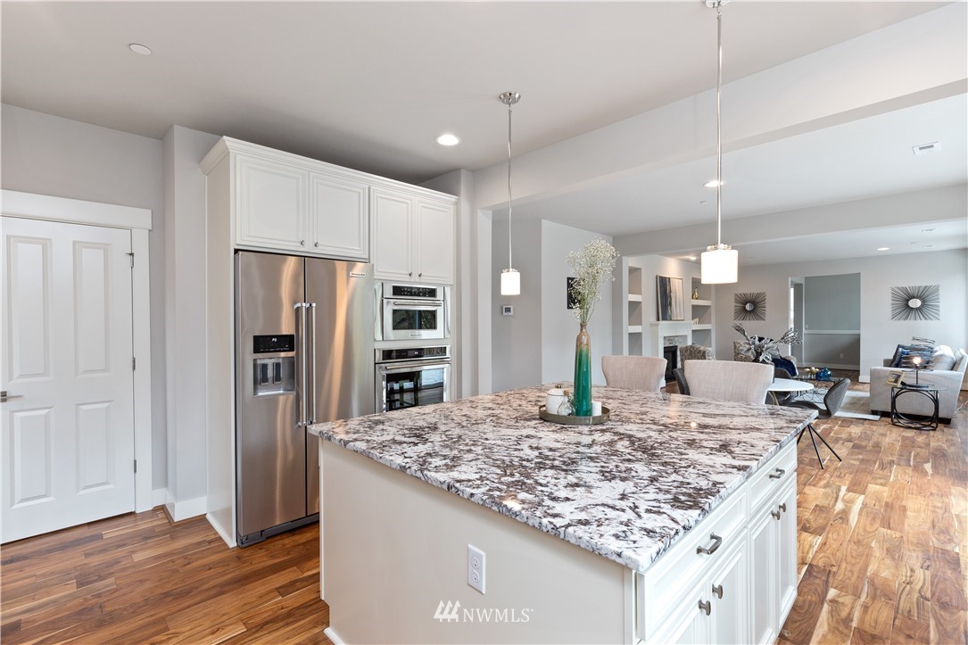 10003 Northeast 162nd Street Bothell, WA 98011 - Photo 13 of 40 Gallery Image 13