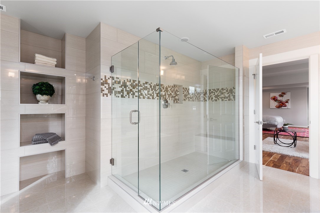 10003 Northeast 162nd Street Bothell, WA 98011 - Photo 29 of 40 Gallery Image 29
