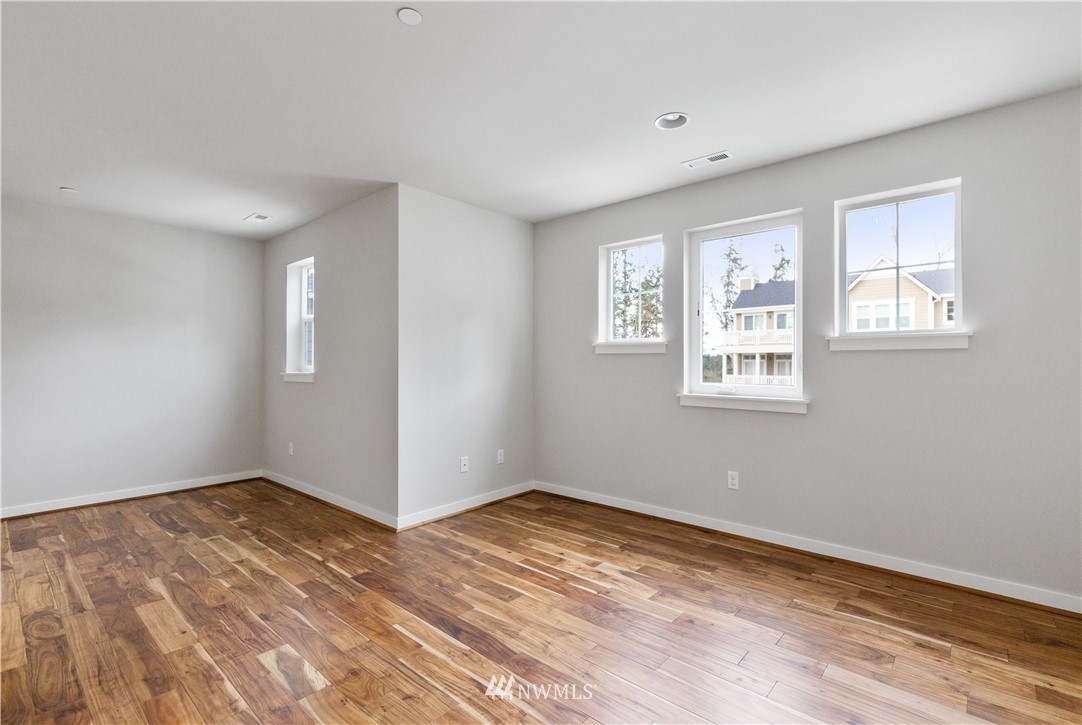 10003 Northeast 162nd Street Bothell, WA 98011 - Photo 33 of 40 Gallery Image 33