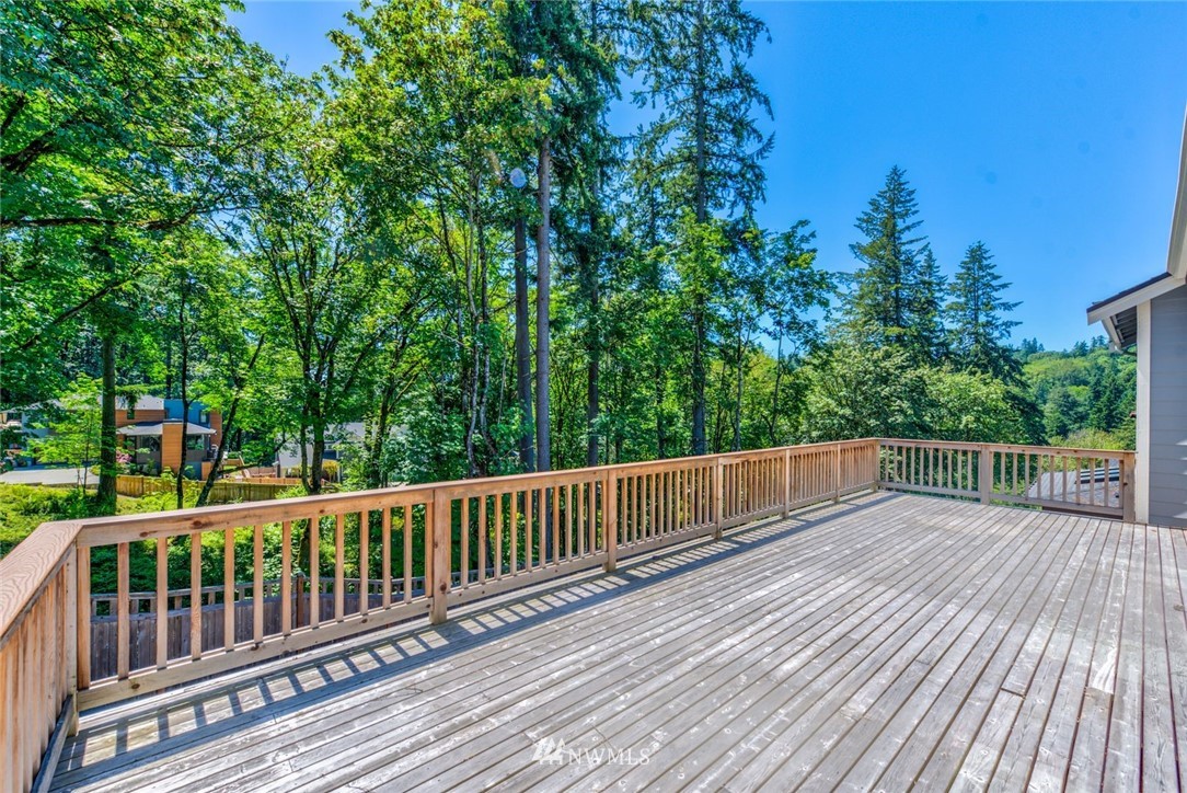 10003 Northeast 162nd Street Bothell, WA 98011 - Photo 36 of 40 Gallery Image 36
