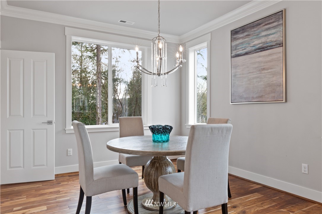 10003 Northeast 162nd Street Bothell, WA 98011 - Photo 8 of 40 Gallery Image 8