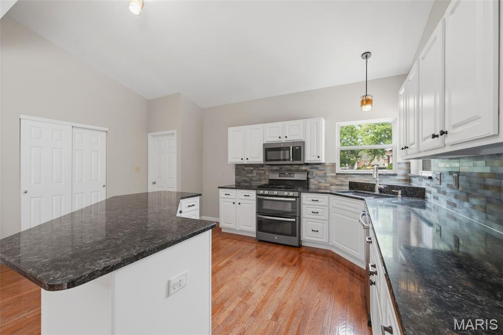 420 Rascal Crossing O'Fallon, MO 63366 - Photo 12 of 46