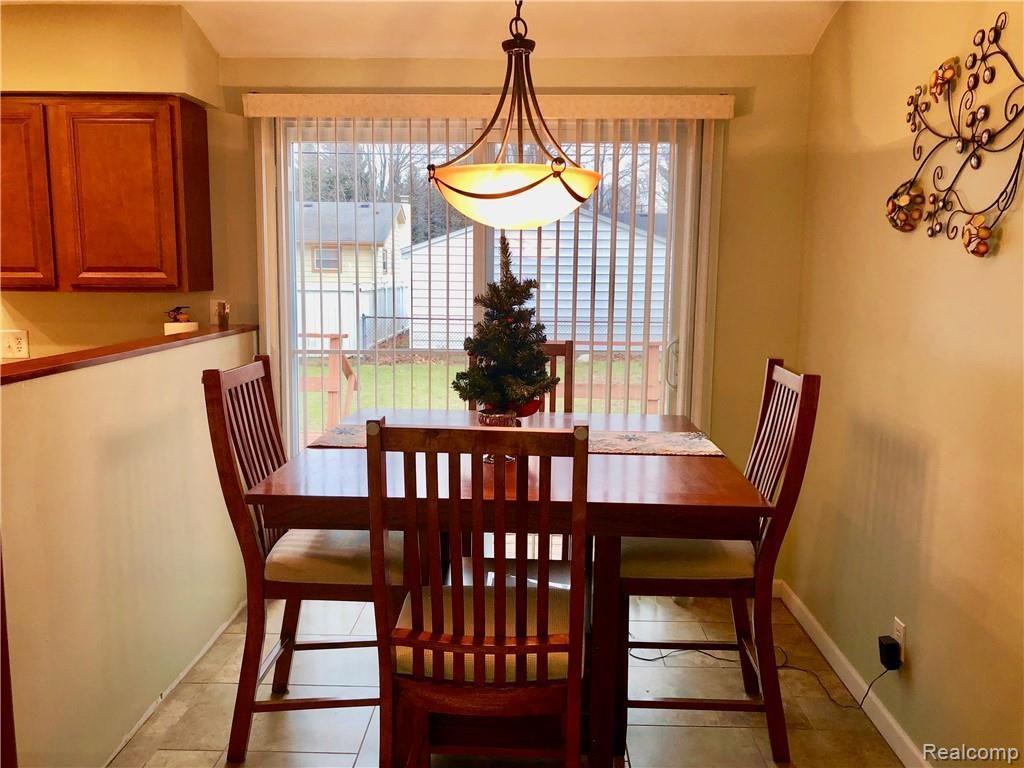 2812 Riverside Drive Port Huron, MI 48060 - Photo 17 of 36