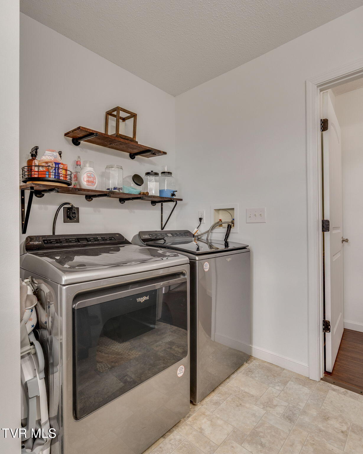 510 Ebenezer Loop Chuckey, TN 37641 - Photo 19 of 31 018