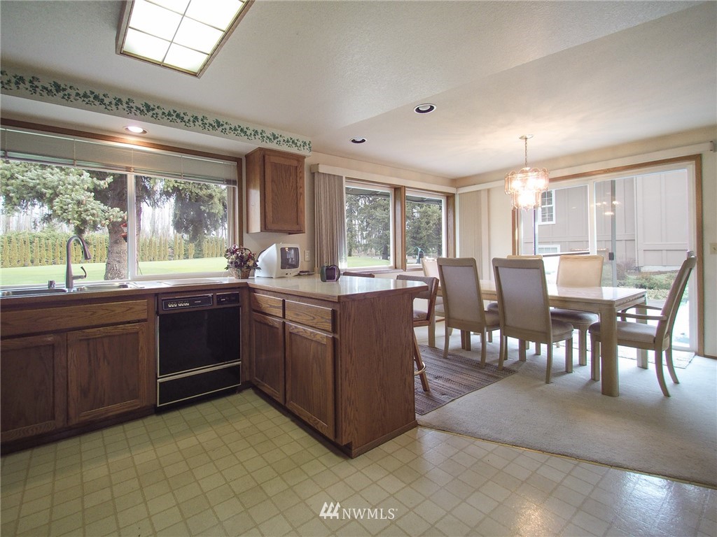 162 Hurricane Ridge Drive Sequim, WA 98382 - Photo 15 of 40 Gallery Image 15