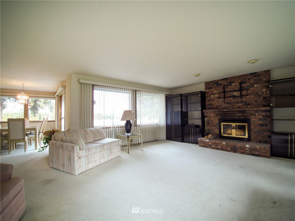 162 Hurricane Ridge Drive Sequim, WA 98382 - Photo 4 of 40 Gallery Image 4