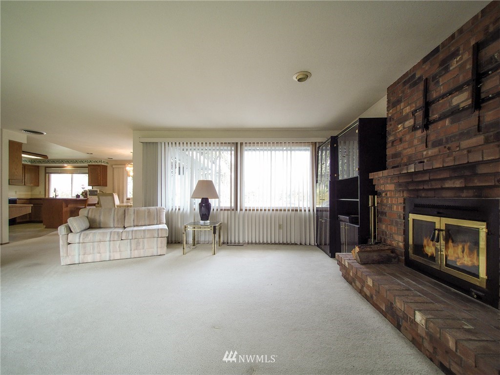 162 Hurricane Ridge Drive Sequim, WA 98382 - Photo 5 of 40 Gallery Image 5