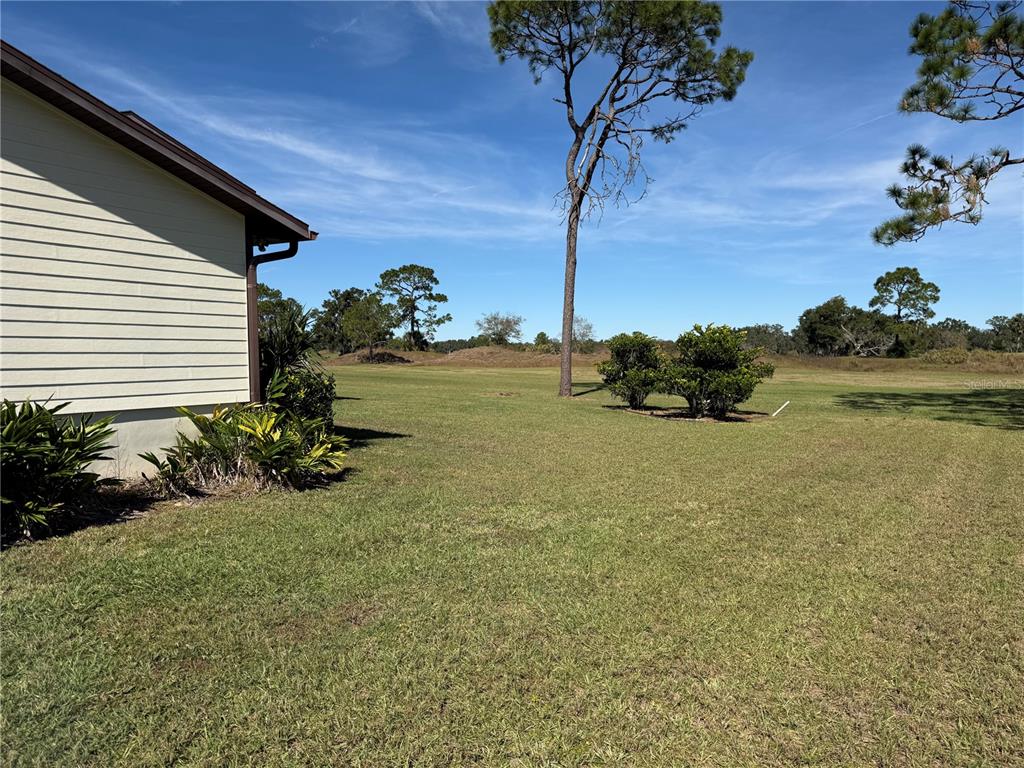 5544 Fairway Drive Ridge Manor, FL 33523 - Photo 9 of 57 Gallery Image 9