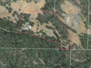 2640 Birdseye Creek Road Gold Hill, OR 97525 - Photo 16 of 49
