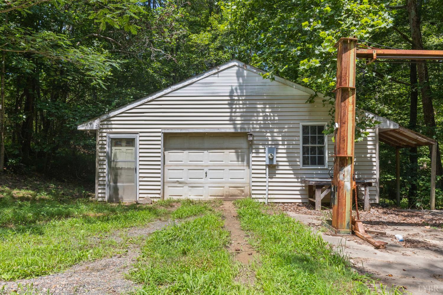 4271 Blenheim Road Charlottesville, VA 22902 - Photo 13 of 45 Gallery Image 13