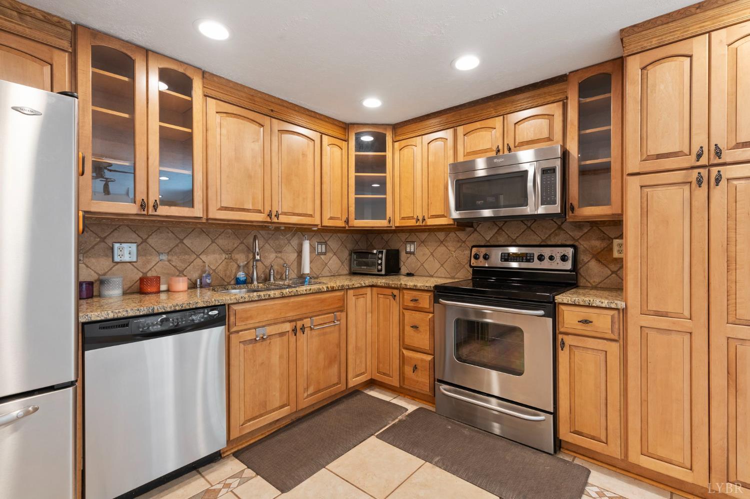 4271 Blenheim Road Charlottesville, VA 22902 - Photo 3 of 45 Gallery Image 3
