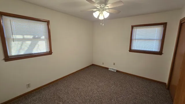 $1,695 | 11325 West Center Street, Wauwatosa, WI 53226