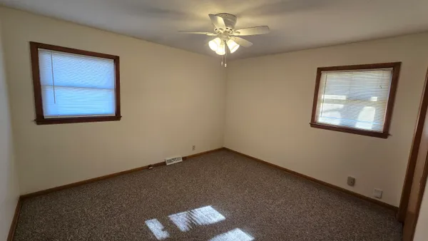 $1,695 | 11325 West Center Street, Wauwatosa, WI 53226