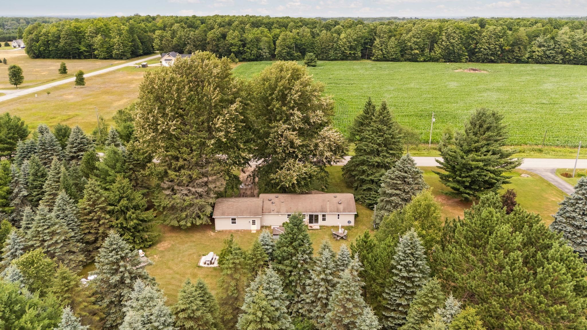 4242 East 46 Road Cadillac, MI 49601 - Photo 15 of 46 1936834-72135879-c872-492f-8477-d36c997a572a.JPG