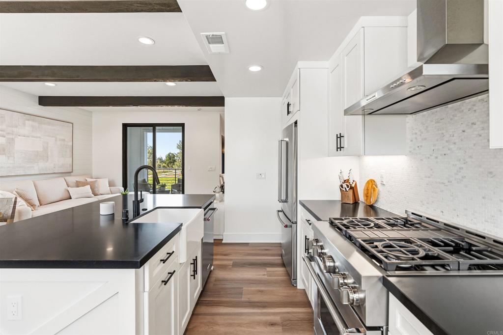 1044 Palmaria Court Encinitas, CA 92024 - Photo 19 of 71