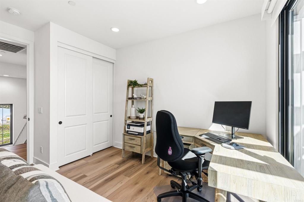 1044 Palmaria Court Encinitas, CA 92024 - Photo 31 of 71