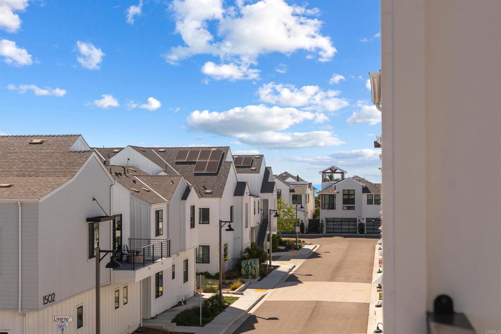 1044 Palmaria Court Encinitas, CA 92024 - Photo 34 of 71