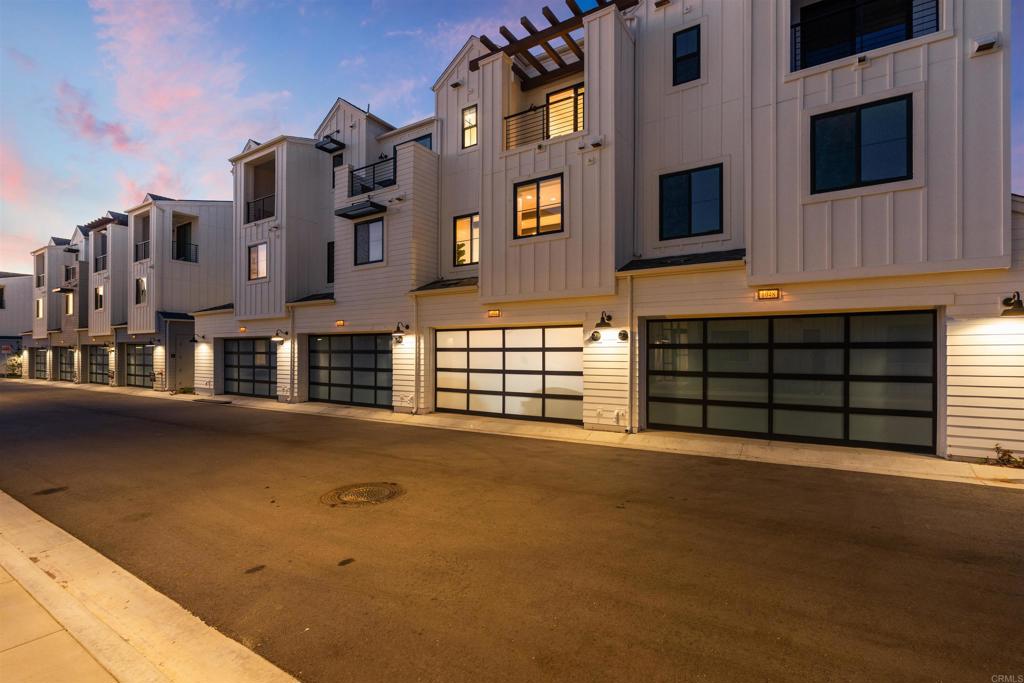 1044 Palmaria Court Encinitas, CA 92024 - Photo 38 of 71