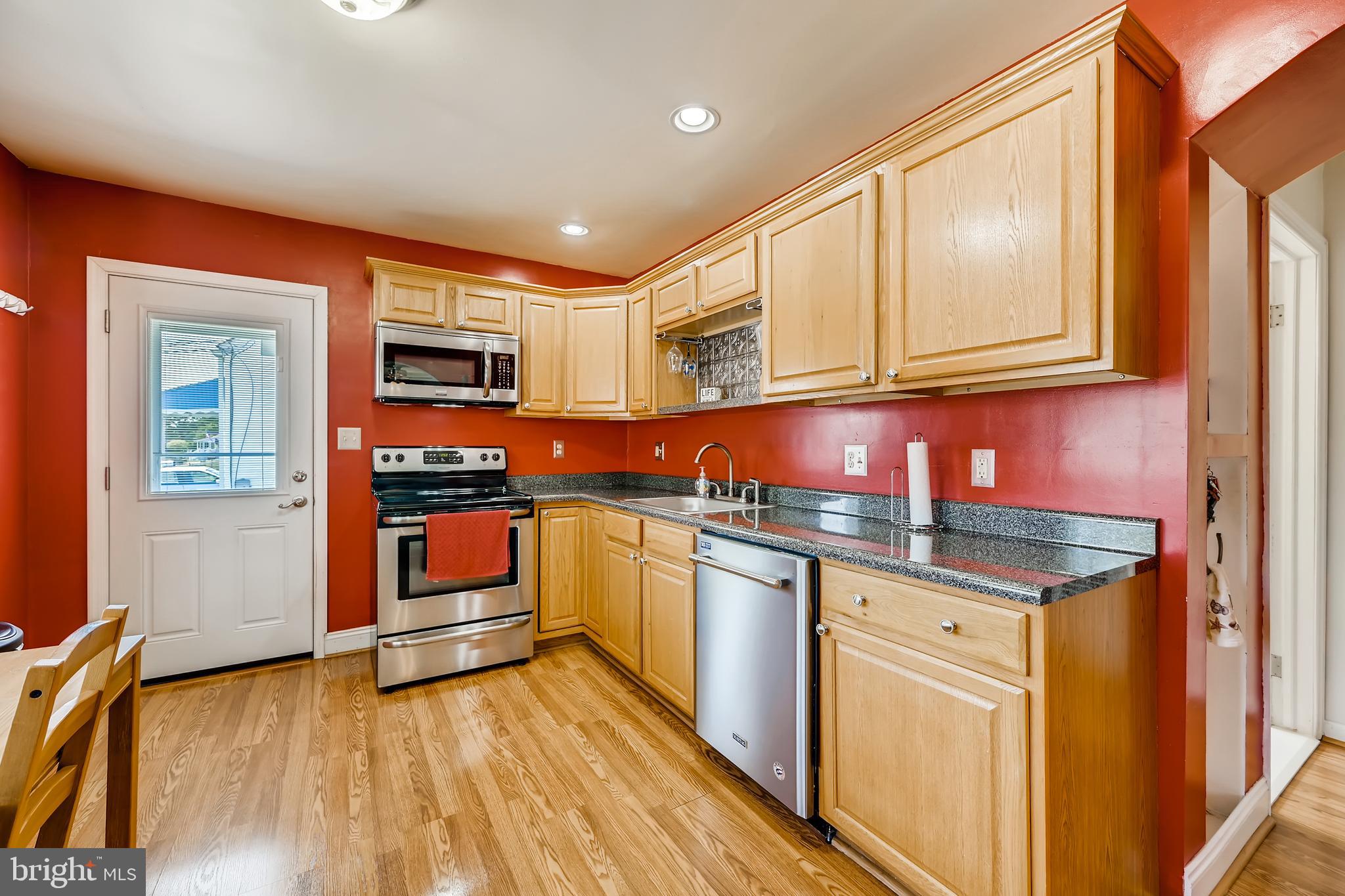 820 Martin Road Baltimore, MD 21221 - Photo 12 of 50 Kitchen w/ convenient Side Door Entrance