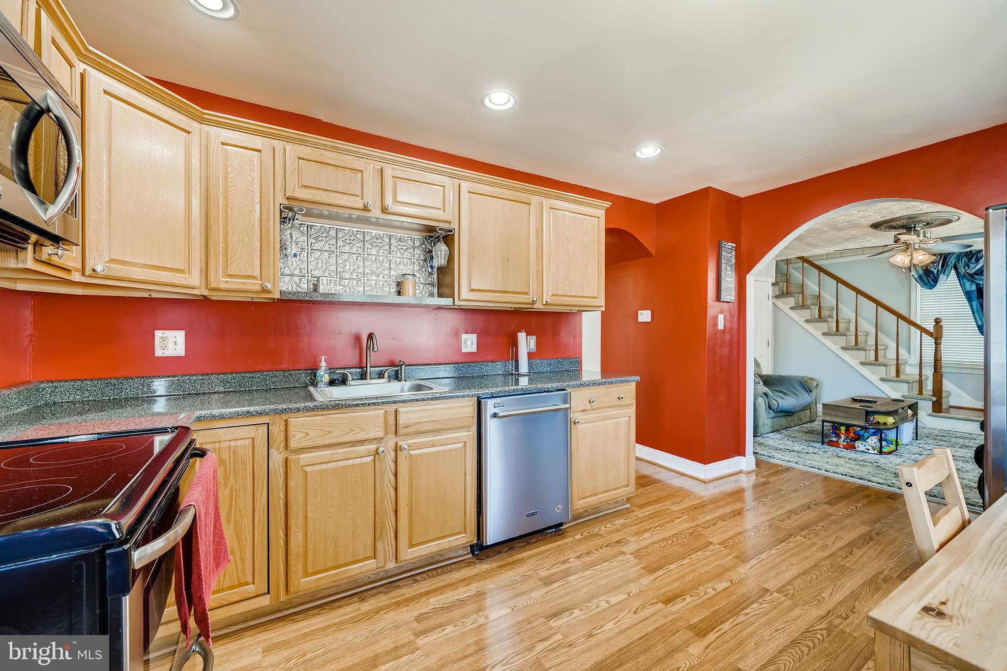 820 Martin Road Baltimore, MD 21221 - Photo 14 of 50 Kitchen w/ tons of wood cabinetry & Table space