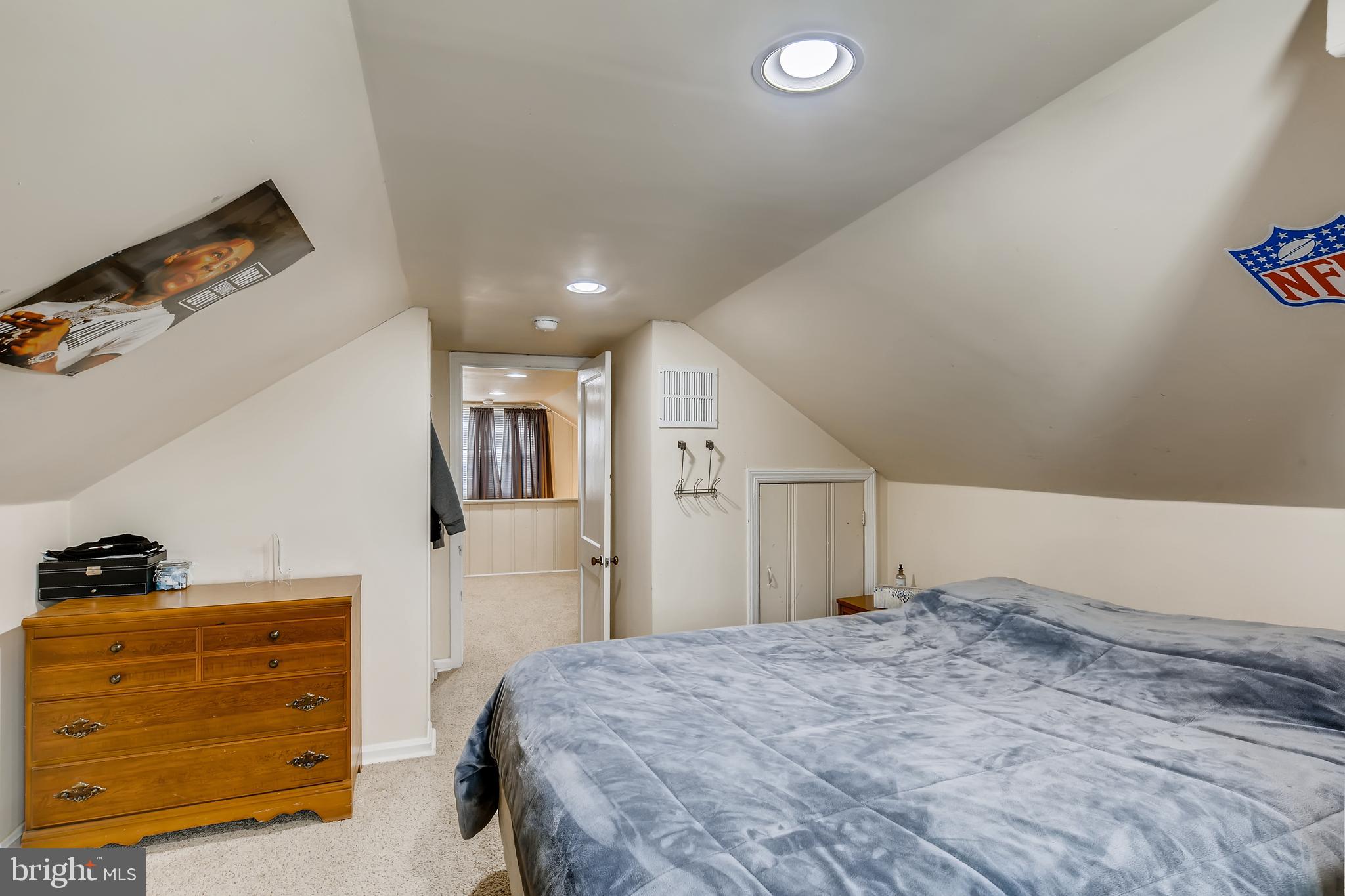 820 Martin Road Baltimore, MD 21221 - Photo 36 of 50 3rd Bedroom upper level