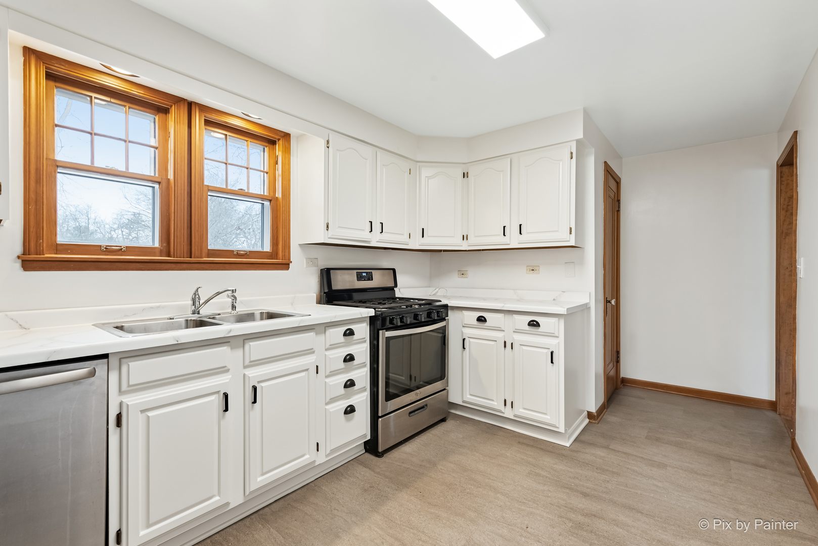 1233 Fox River Drive Algonquin, IL 60102 - Photo 16 of 61