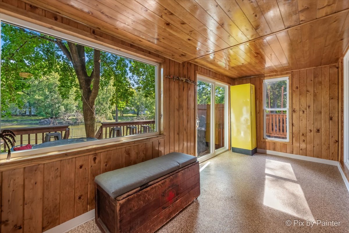 1233 Fox River Drive Algonquin, IL 60102 - Photo 23 of 61