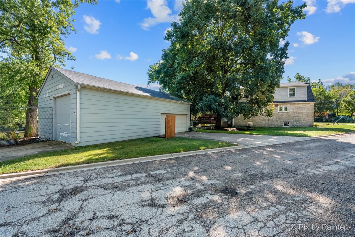 1233 Fox River Drive Algonquin, IL 60102 - Photo 49 of 61