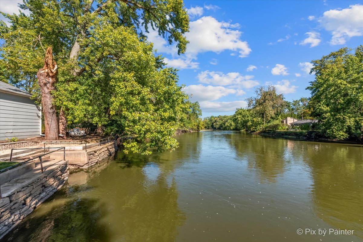 1233 Fox River Drive Algonquin, IL 60102 - Photo 54 of 61