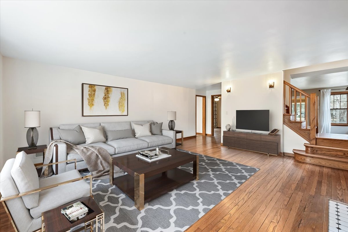 1233 Fox River Drive Algonquin, IL 60102 - Photo 9 of 61