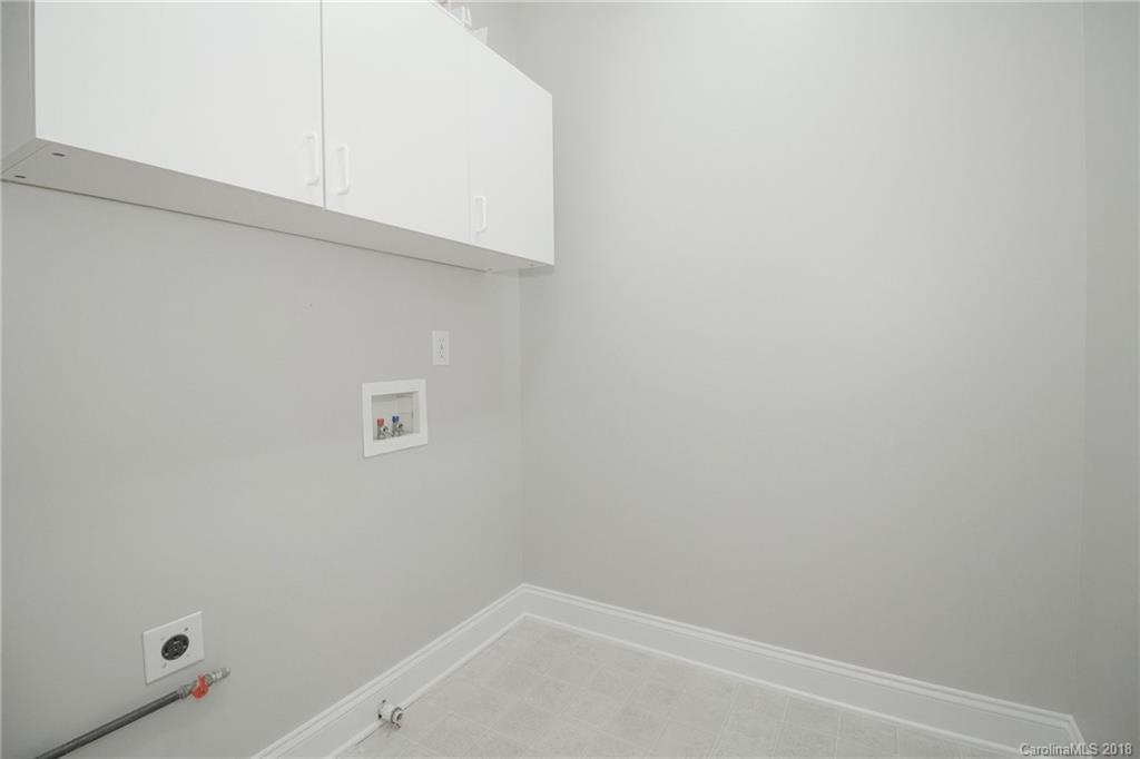 1376 Barnett Woods Fort Mill, SC 29708 - Photo 27 of 34 a view of small space