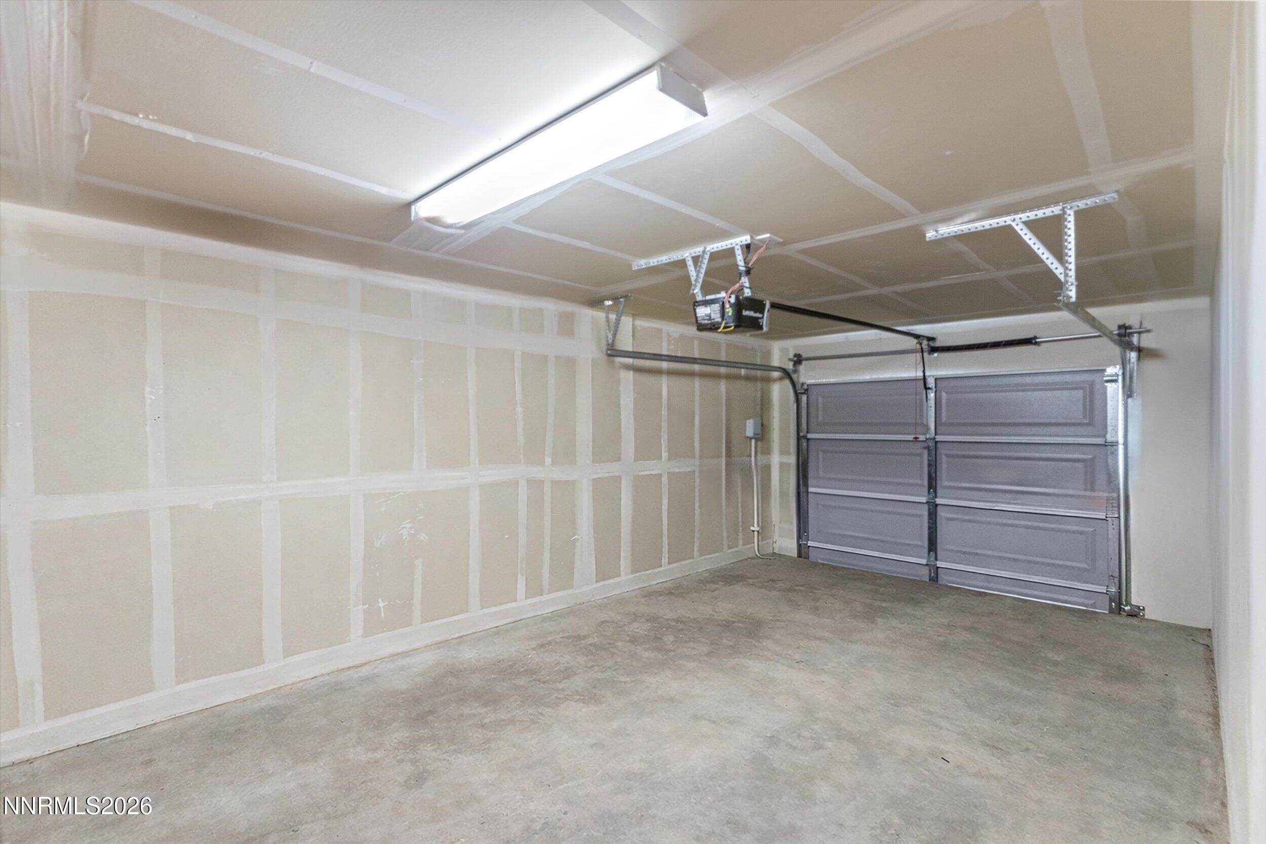 509 Paradise Valley Road Reno, NV 89506 - Photo 25 of 38 01-0Y7A1374