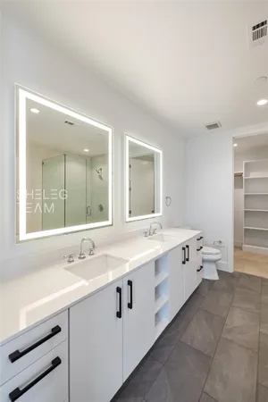 $13,111 | 808 Crawford Street, Unit 4110, Houston, TX 77010