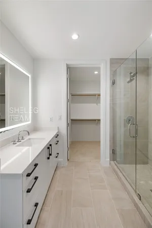 $13,111 | 808 Crawford Street, Unit 4110, Houston, TX 77010