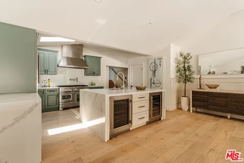 $5,198,000 | 252 North Kenter Avenue, Los Angeles, CA 90049