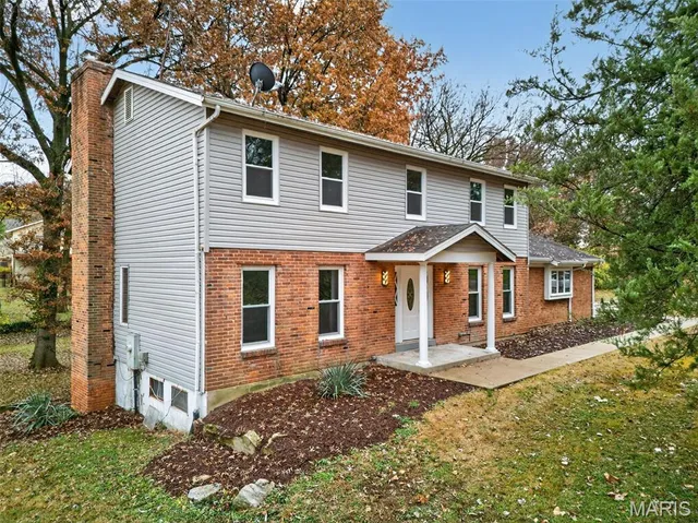 $475,000 | 1408 Fischer Lane, St. Charles, MO 63303