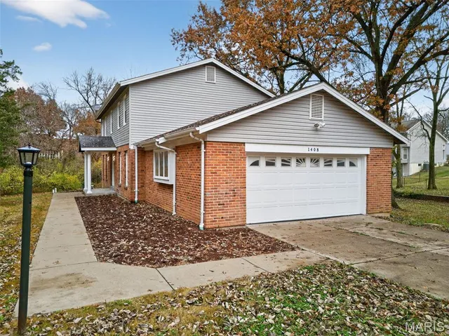 $475,000 | 1408 Fischer Lane, St. Charles, MO 63303