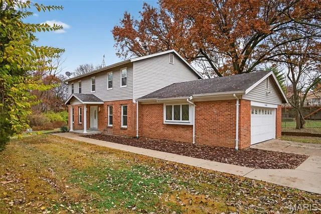 $475,000 | 1408 Fischer Lane, St. Charles, MO 63303