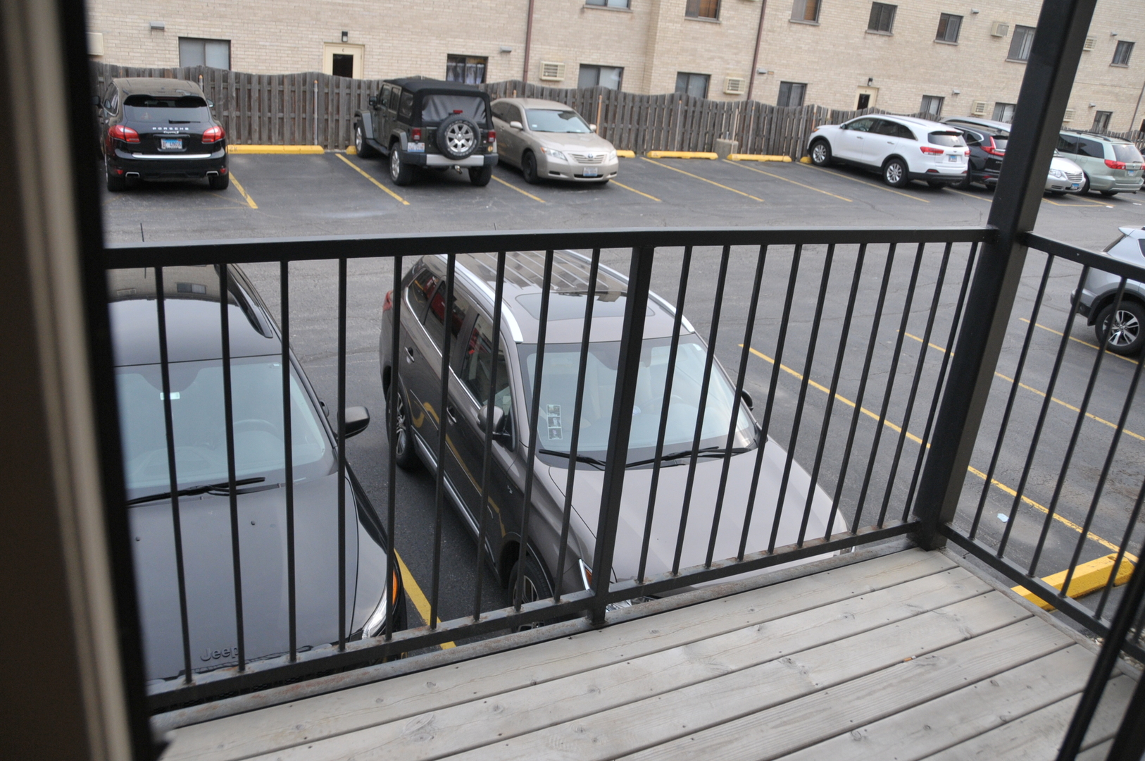 5113 North East River Road, Unit 2C Chicago, IL 60656 - Photo 4 of 6