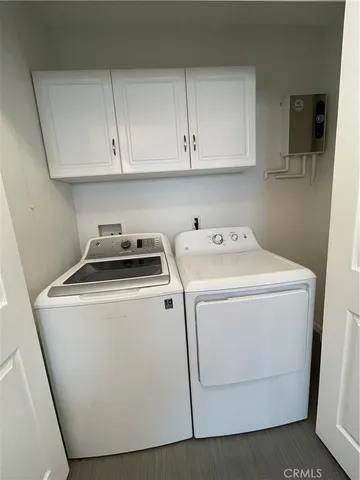 $3,200 | 770 Junipero Avenue, Long Beach, CA 90804