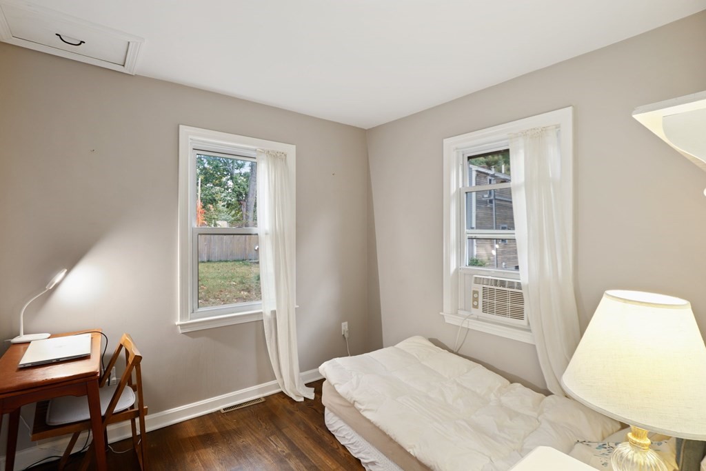17 Elm Road Westford, MA 01886 - Photo 12 of 24 Gallery Image 12