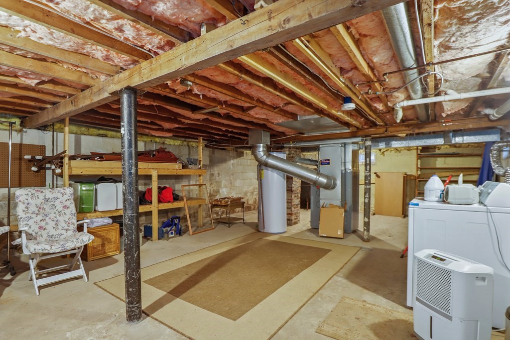 17 Elm Road Westford, MA 01886 - Photo 15 of 24 Gallery Image 15
