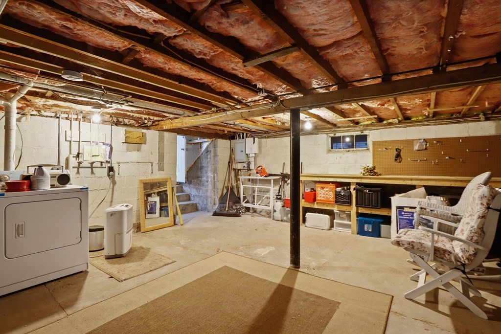 17 Elm Road Westford, MA 01886 - Photo 16 of 24 Gallery Image 16