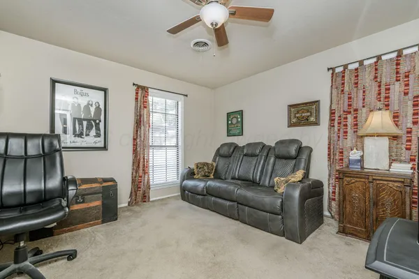 $475,000 | 509 South Shore Drive, Amarillo, TX 79118